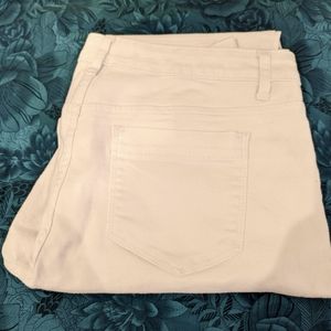 Simply Vera Vera Wang White Capri Jeans